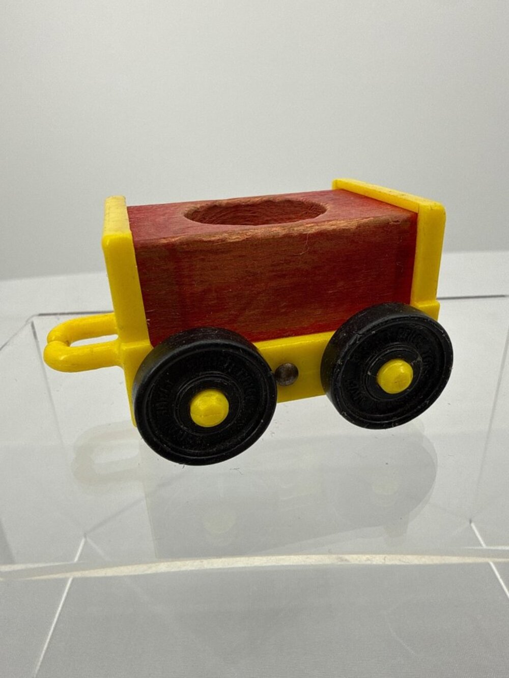 Vtg 1960s Fisher Price Little People Red Wooden Choo Choo Train Car Toy 719
